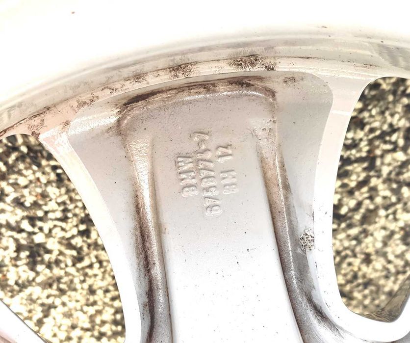 Джанти BMW 7Jx16H2 IS20   5x120 R16 4бр с гуми за  е60 е61