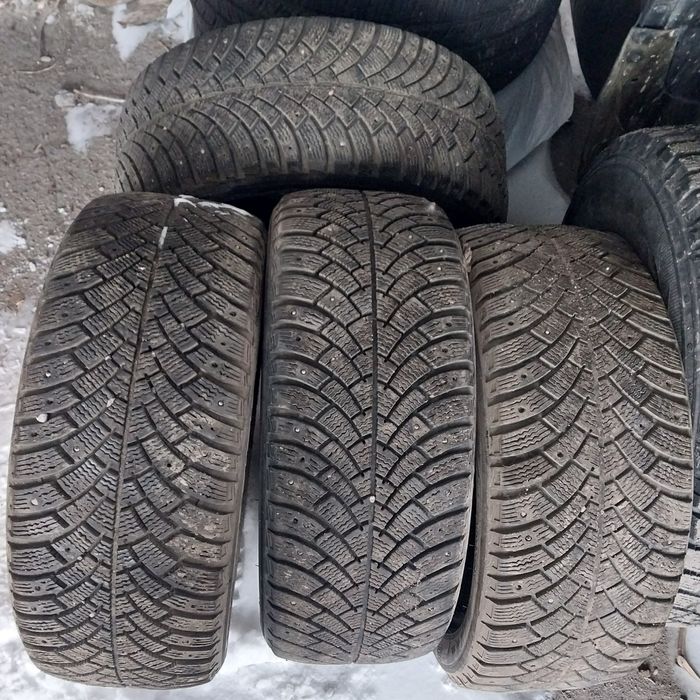4 шины Bfgoodrich 245 45 R17.
