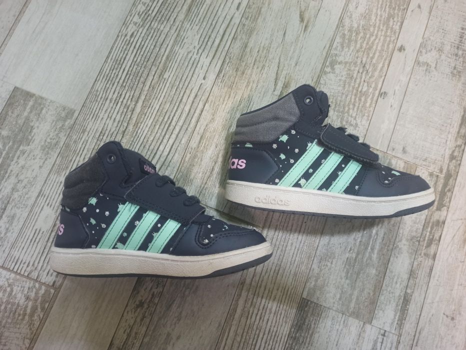 Детски маратонки 26 и 27 номер