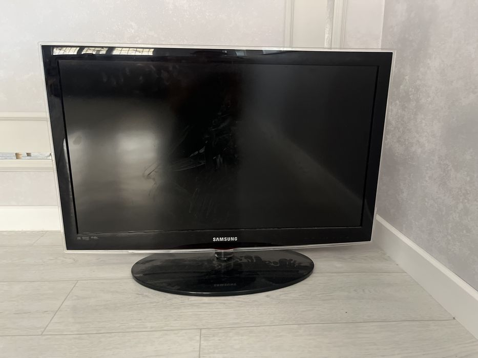 Телевизор samsung