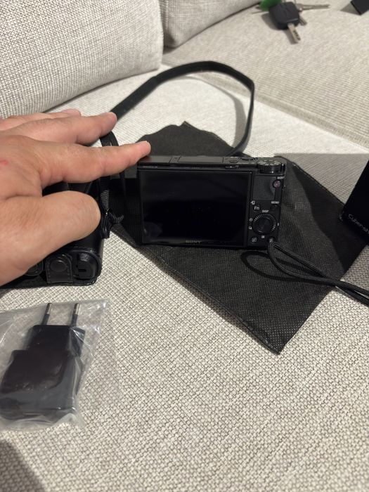 Sony Cyber-shot RX100 VI