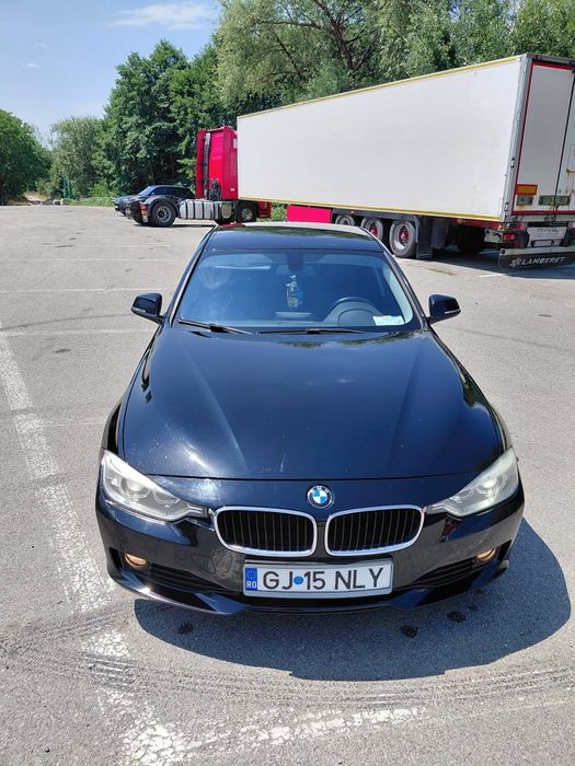 BMW  F30 320d an 2013