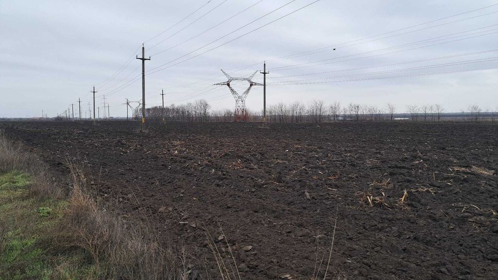 Vand  teren extravilan  Vanatori    12000mp        3,7e    mp