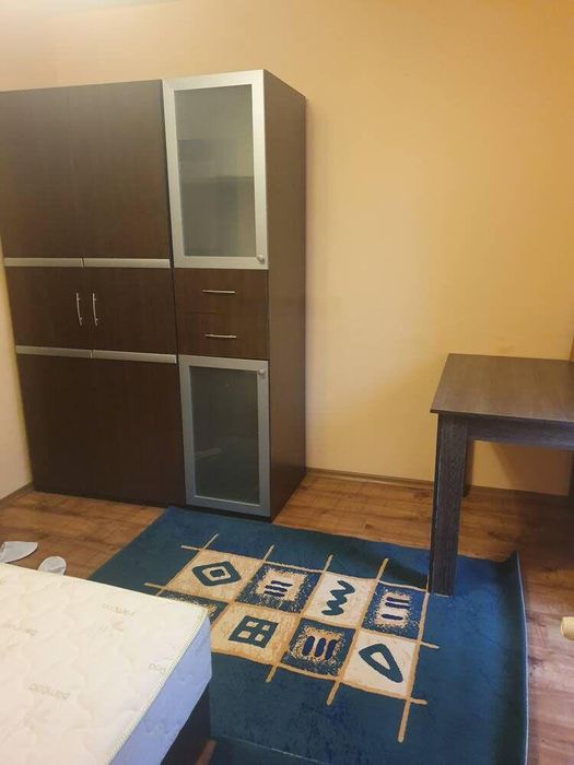 Тристаен апартамент под наем в ж.к. Оборище, 2218897