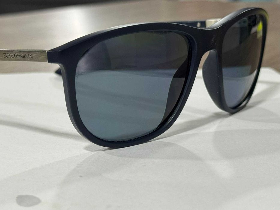 Слънчеви очила EMPORIO ARMANI