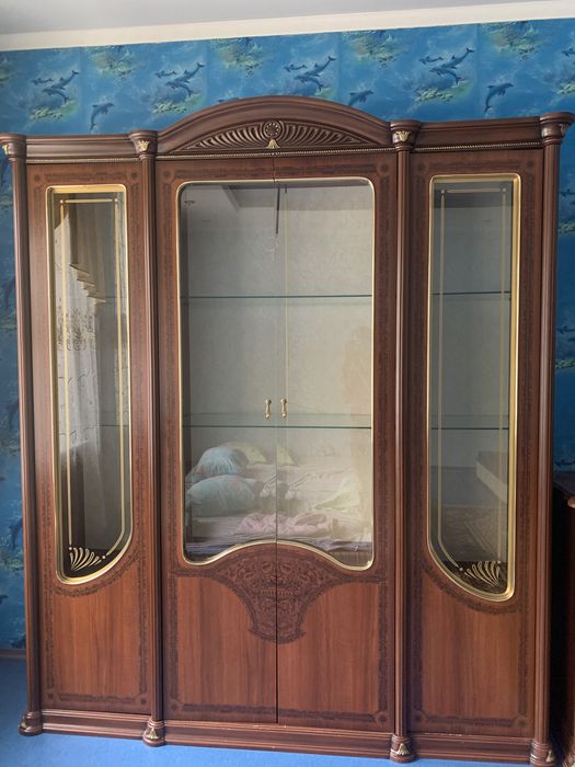 Комод и сервант