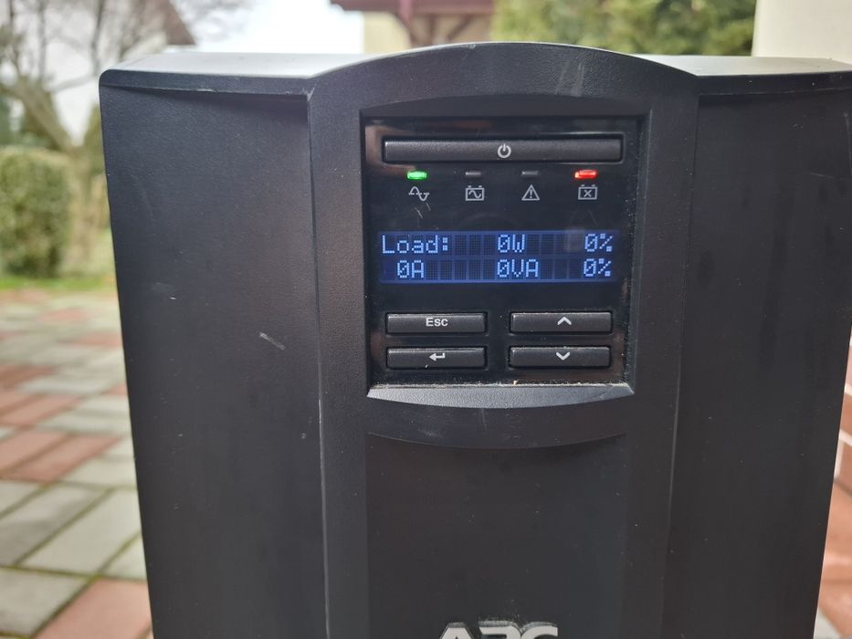 UPS APC ST2200 Smart Ups 2200