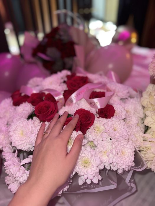 Гүл срочна сатылады А жазуымен