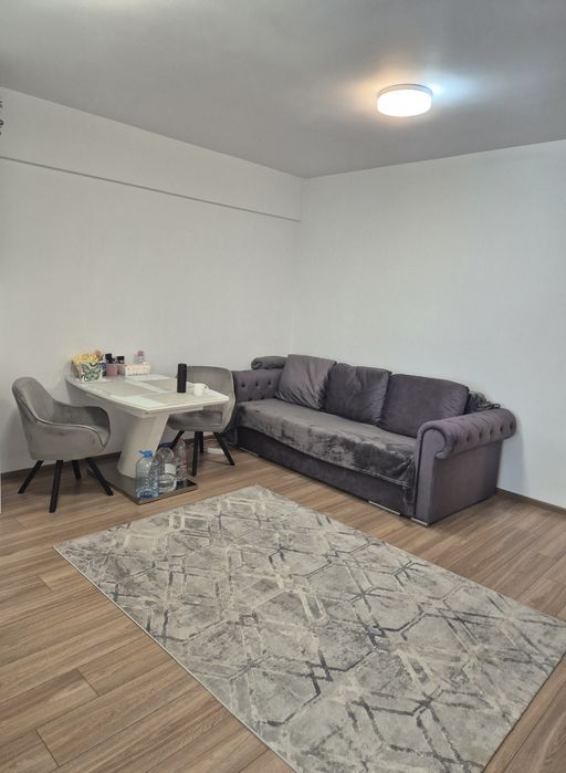 Inchiriez apartament doua camere, 6 minute metrou Dimitrie Leonida