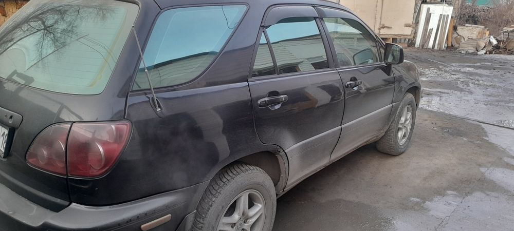 Продам лексус рх 300