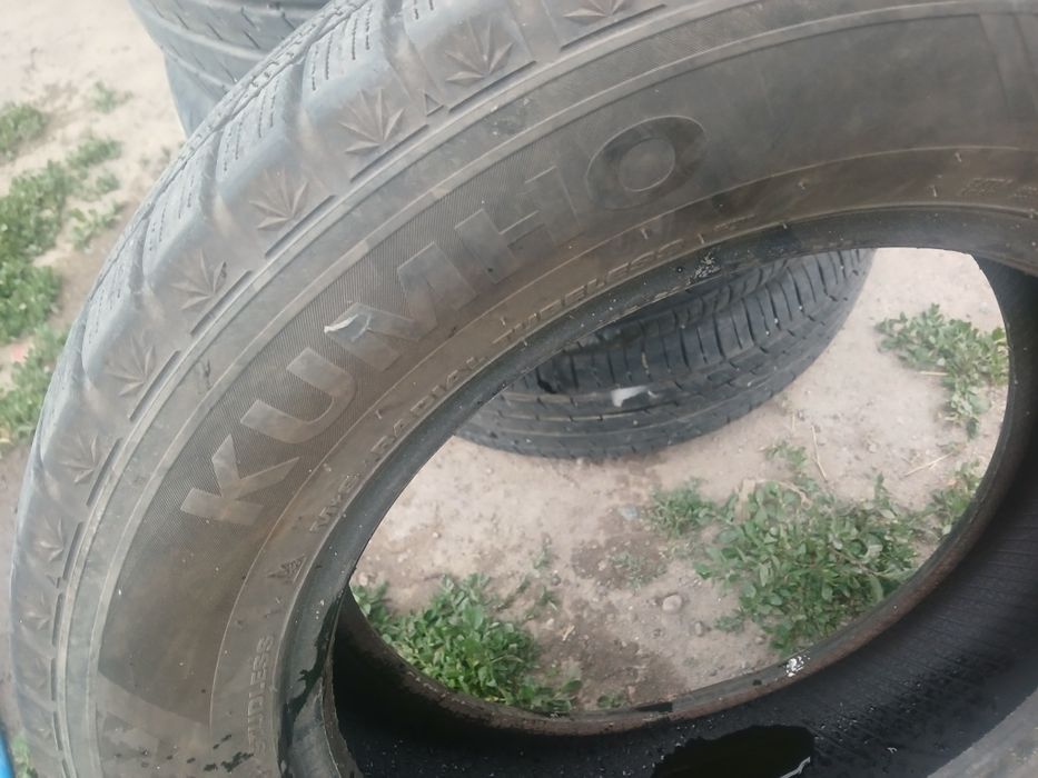 Продам шины в отличном состояние