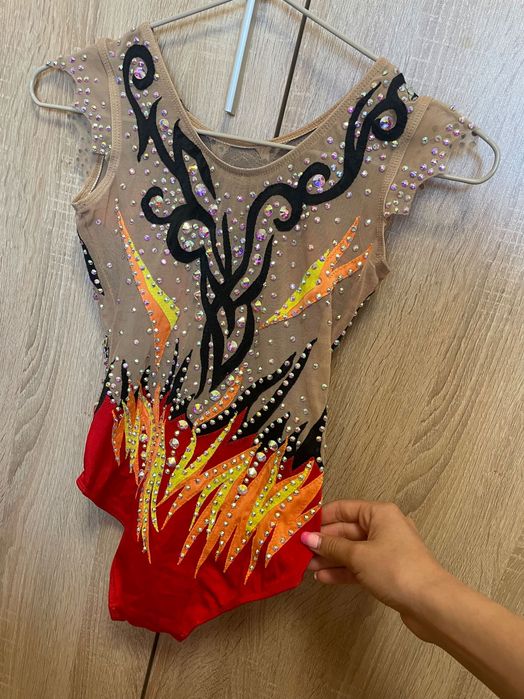 Трико за художествена гимнастика