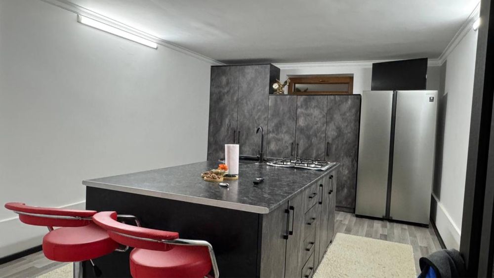 3 kavatli uy joyimiz sotiladi