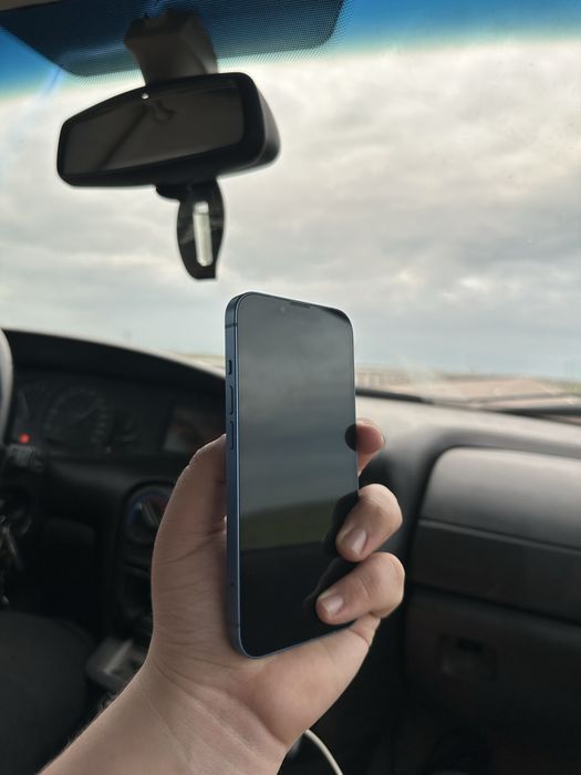 Айфон 13 256ГБ ИДЕАЛ Без ремонт