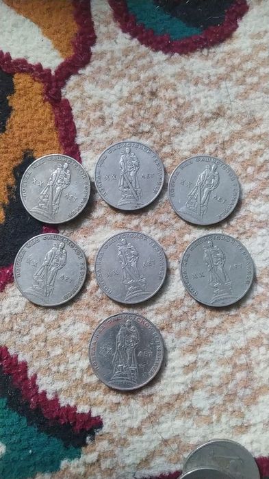 Eski yahshi saqlangan tangalar