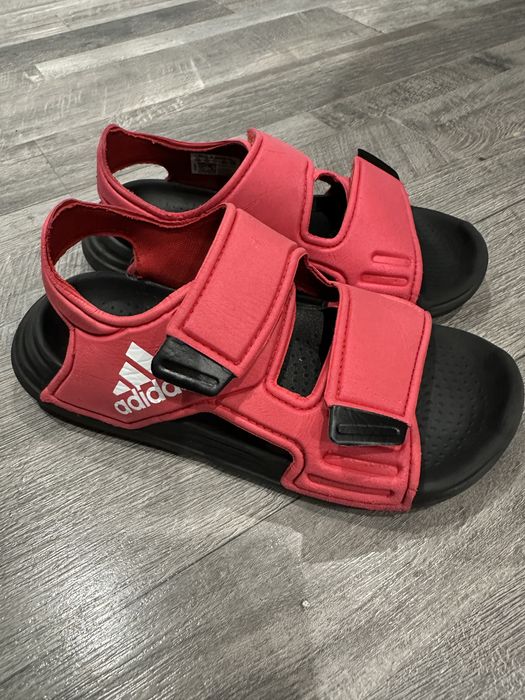 Адидас детски сандали