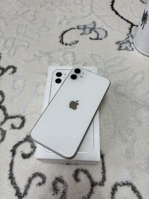 Айфон 11 128гб срочно