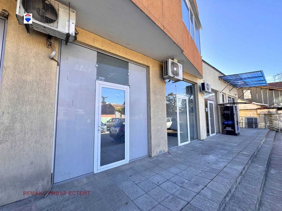 Офис под наем кв. Широк център