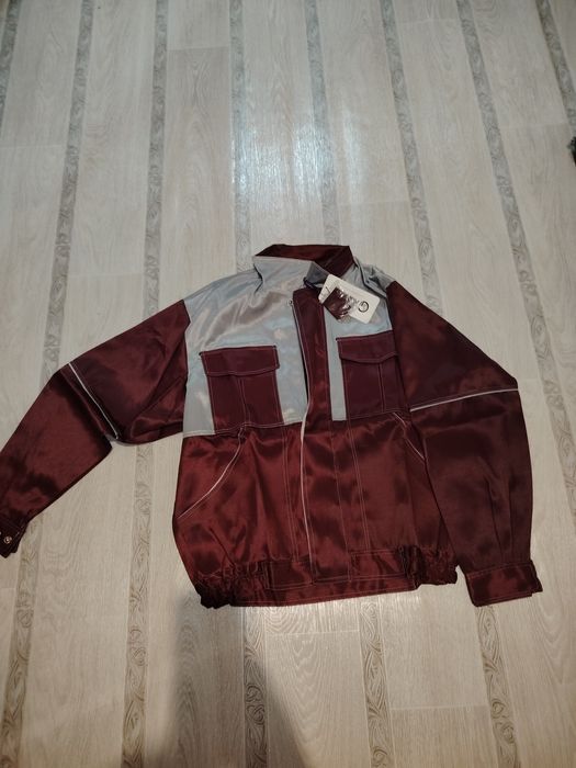 Продам спецодежду летнию