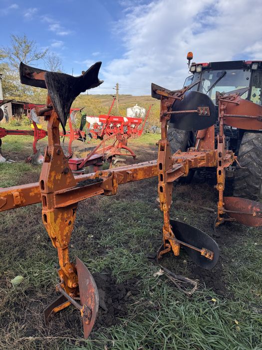 Vând Plug huard 3+1 sau schimb