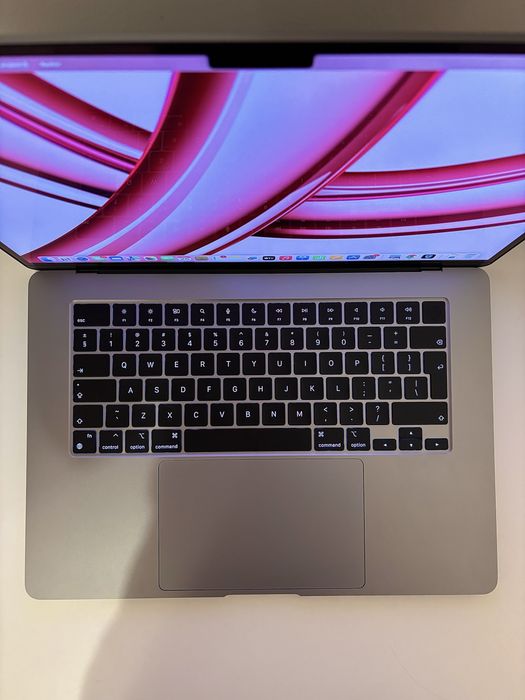 MacBook AIR M3 15” nou