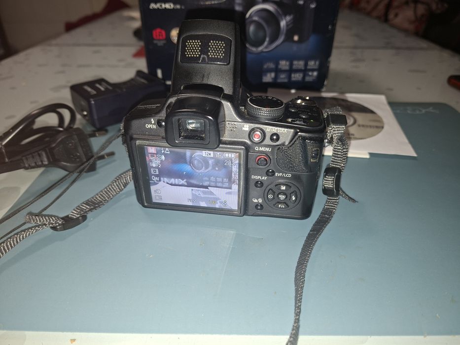 Panasonic Lumix FZ38, in cutie, funcțional,  12 MP, HD movie