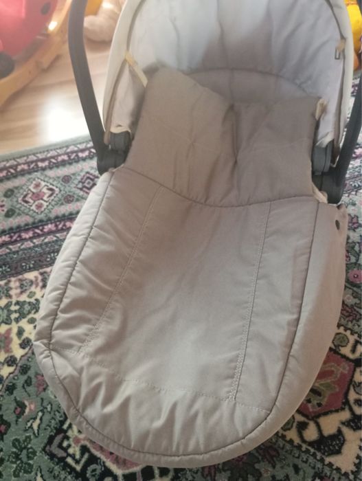 Peg Perego кош за новородено и кошница за кола