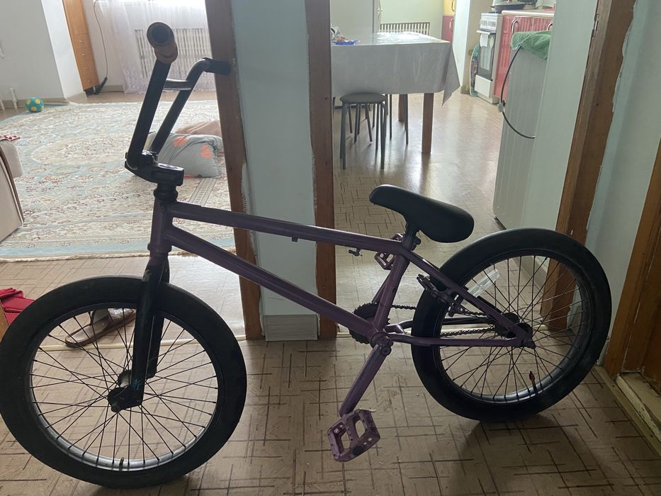 продаю велосипед BMX для трюков и маневренной езды