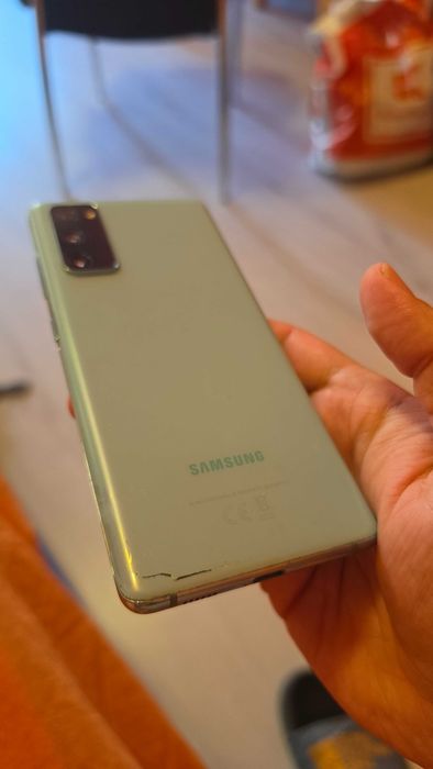 Samsung Galaxy S20 FE