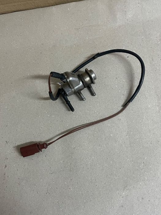 Injector AdBlue 04L131113S Audi A4 B9 2.0 DEU DET / A5 F15 Aud Q5 FY an 2016-2022