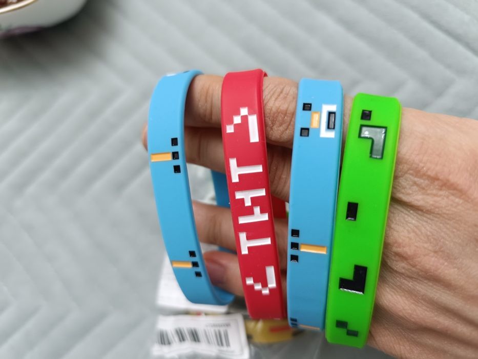 Красивые силиконовые браслеты