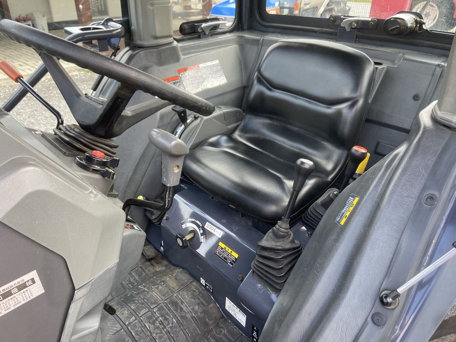 Tractor japonez Mitsubishi MT311, 4x4, 31cp, cabina