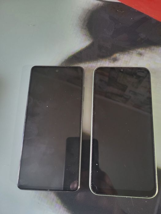 Продам два телефона