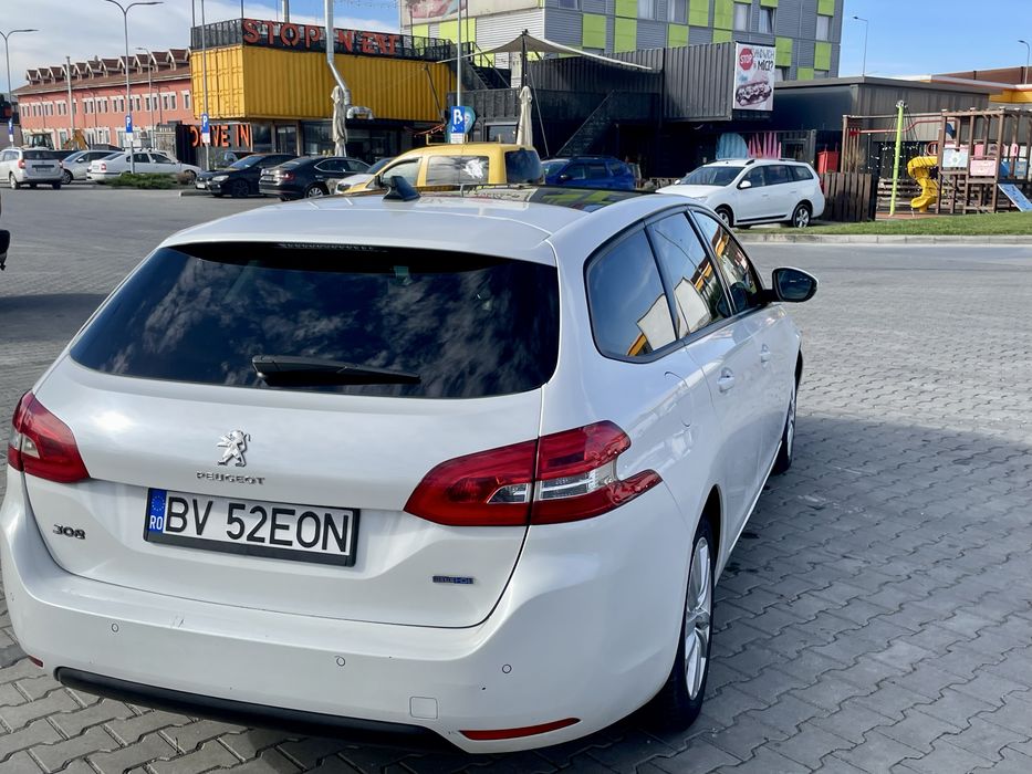 Peugeot 308/Automat/Full Panoramic