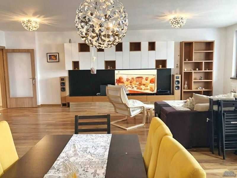 Двустаен апартамент в ж.к. Борово