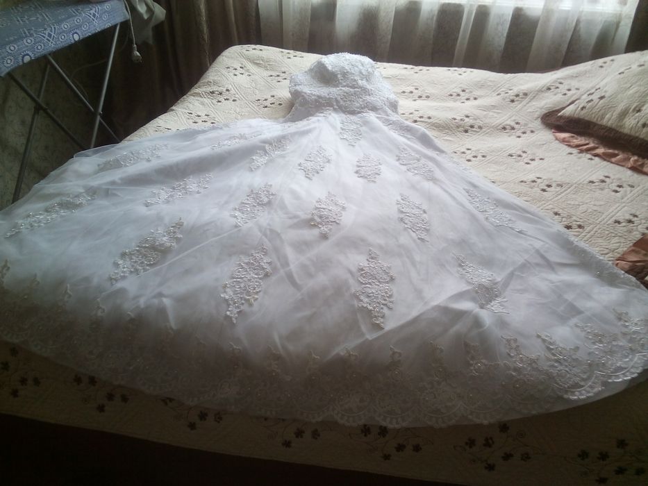 Продам свадебное платье
