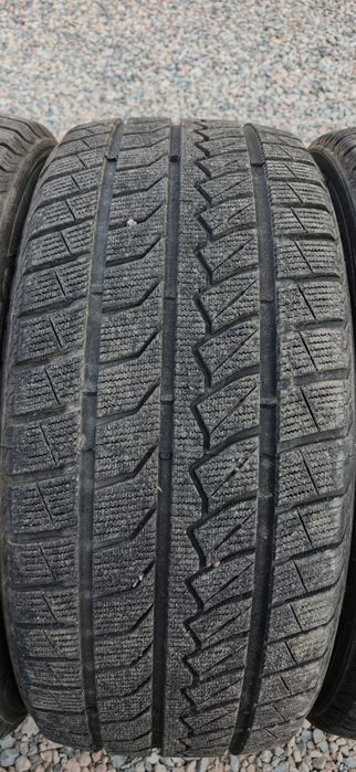 Комплект шин 255/50/20 farroad