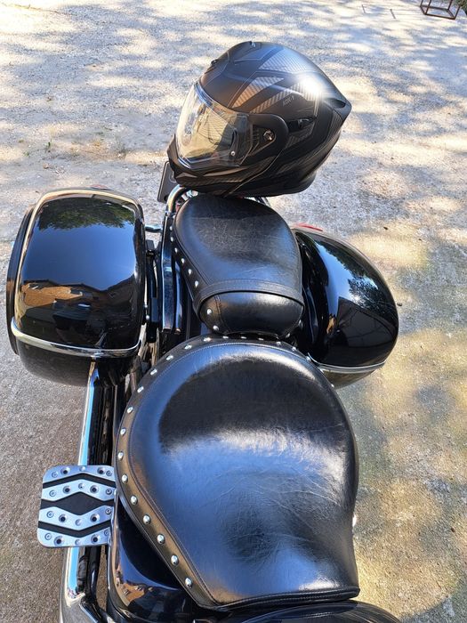 Vind Yamaha xv1600 roadstar  an 2002 .