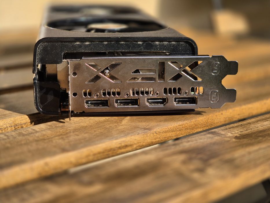 XFX RX 5700 DD Ultra 8GB