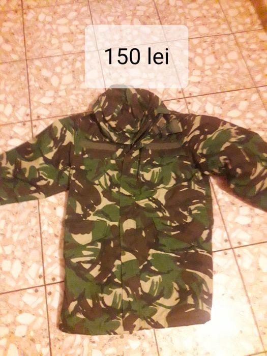 Scurta armată camuflaj padure
