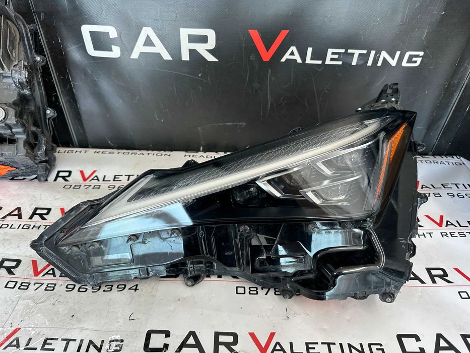 Фар фарове Lexus UX 200 250h 260h 300h 300e Adaptive Triple Beam