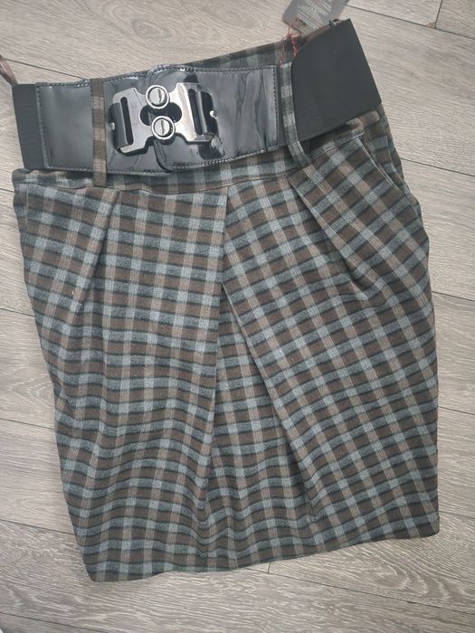 Fusta noua, mărimea S