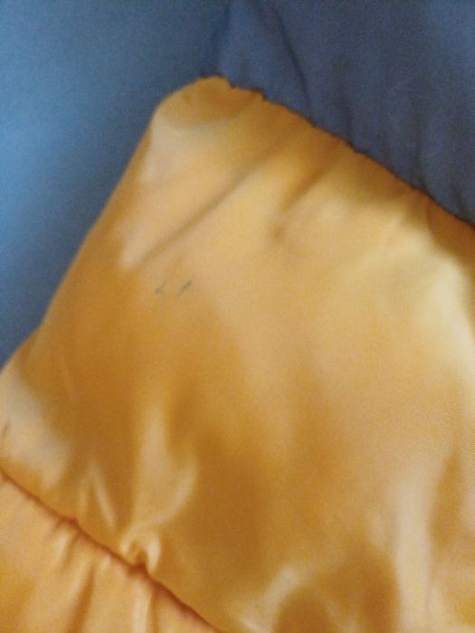 Geaca GUESS Mărimea M