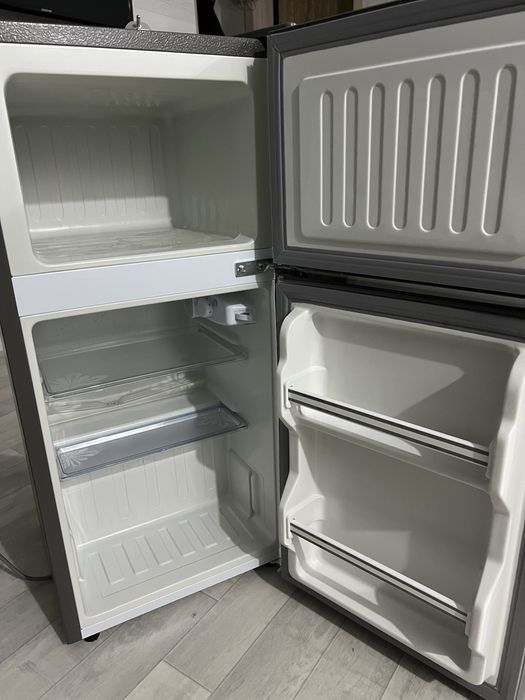 Продам барный холодильник