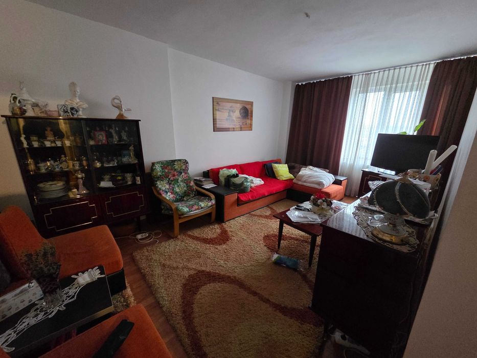 Apartament 4 camere in Draganesti Olt, 84mp, decomandat