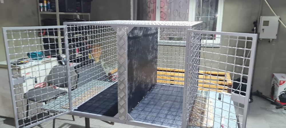 Сетка сложно рифлёная.