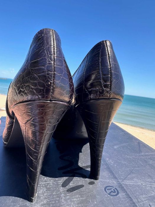 FURLA боти естествена кожа 40