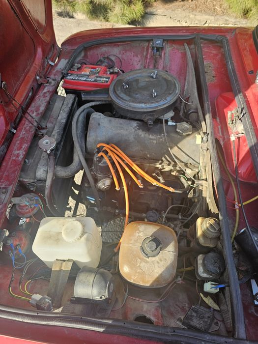 Жигули ВАЗ 21011 ТОРГ У КАПОТА