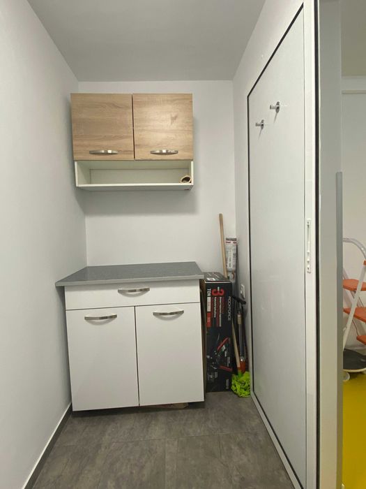 ОБШИРНО ПАРТЕРНО помещение за Склад/ Офис / Гараж