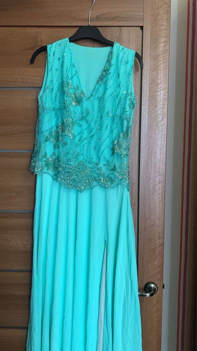 Платья вечернее